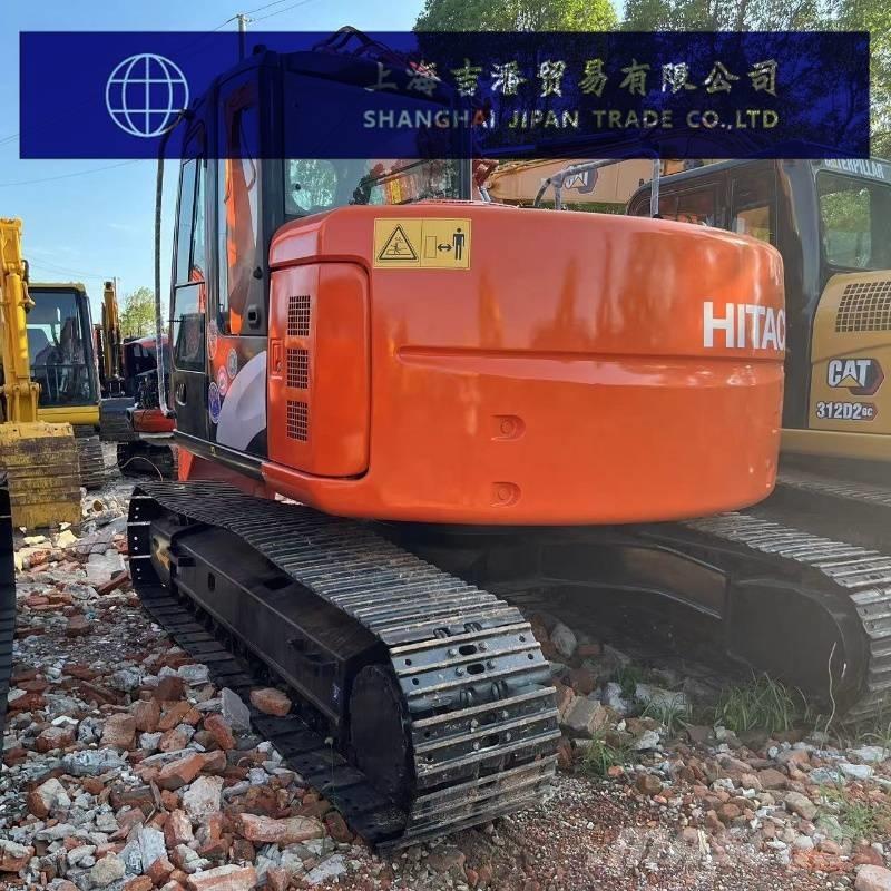 Hitachi ZX 135 Excavatoare 7t - 12t