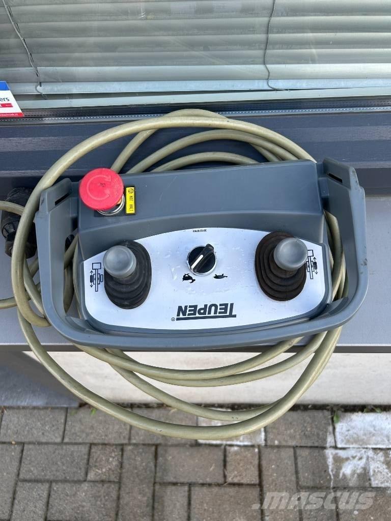 Teupen Leo 23 gt Nacele cu brat articulat