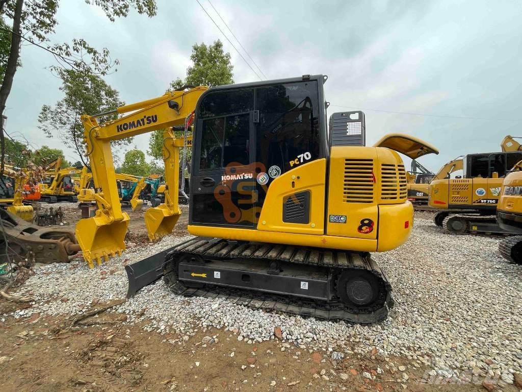 Komatsu PC 70 Excavatoare 7t - 12t
