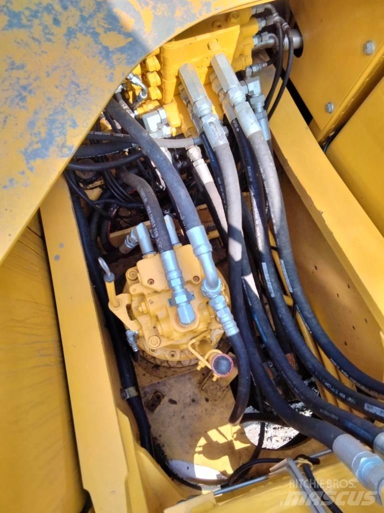 Komatsu PC 160 Excavatoare 7t - 12t