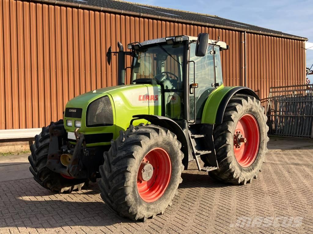 CLAAS Ares 826 RZ Tractoare