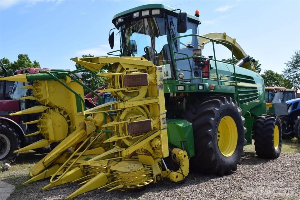 John Deere 7400 Forajere cu autopropulsare