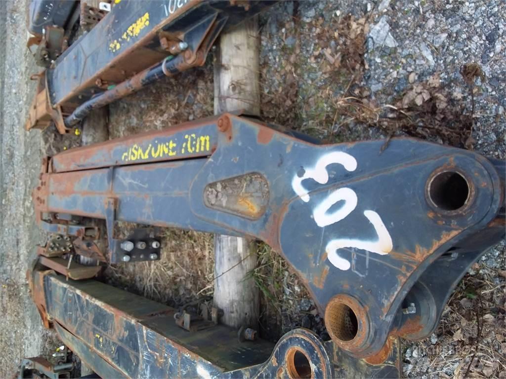 Loglift 210 Macarale pentru culegatoare