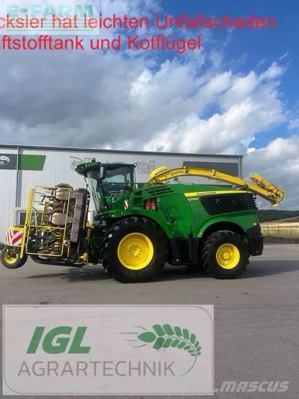 John Deere 9700 i Forajere cu autopropulsare