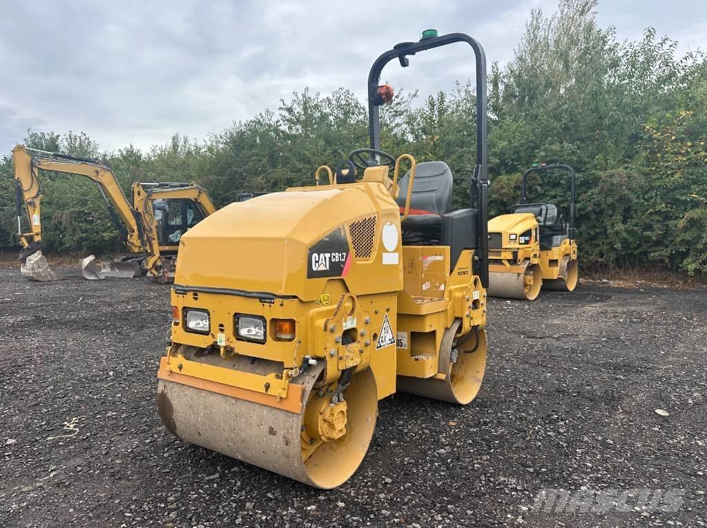 CAT CB 1.7 Cilindri compactori dubli