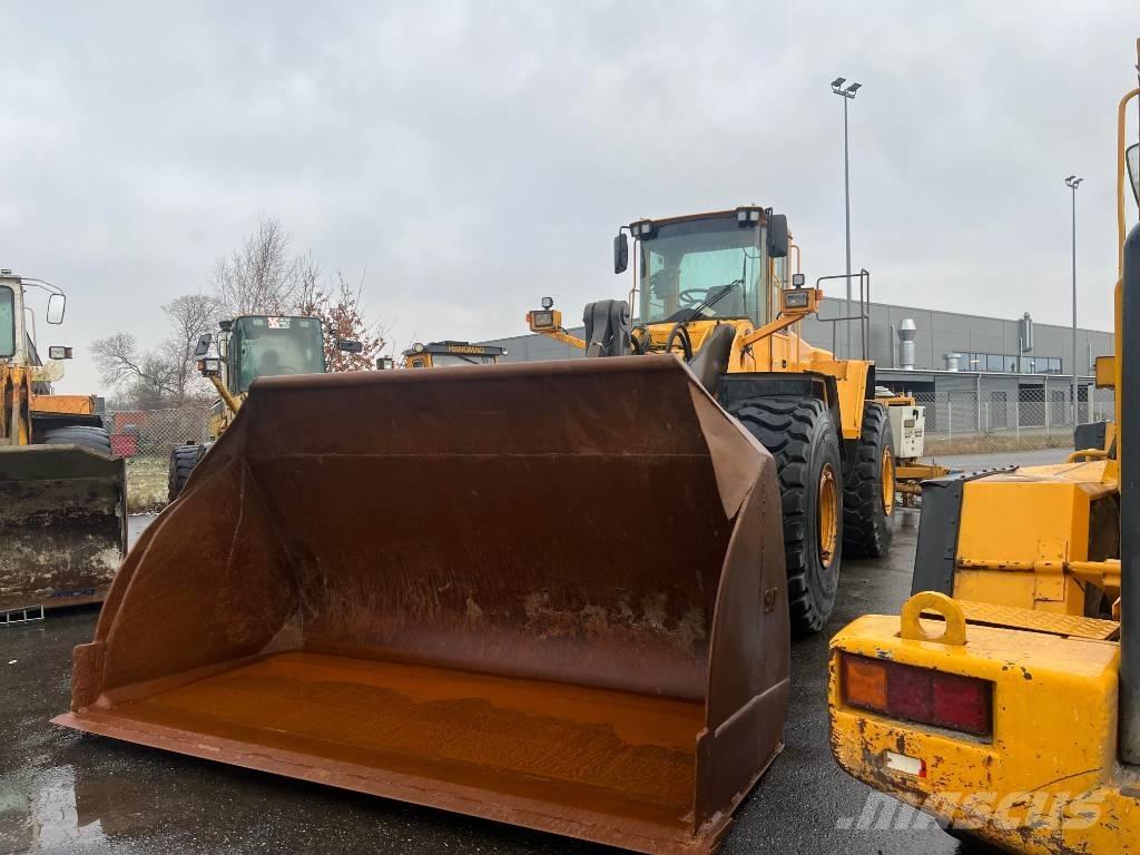Volvo L 220 E Incarcator pe pneuri