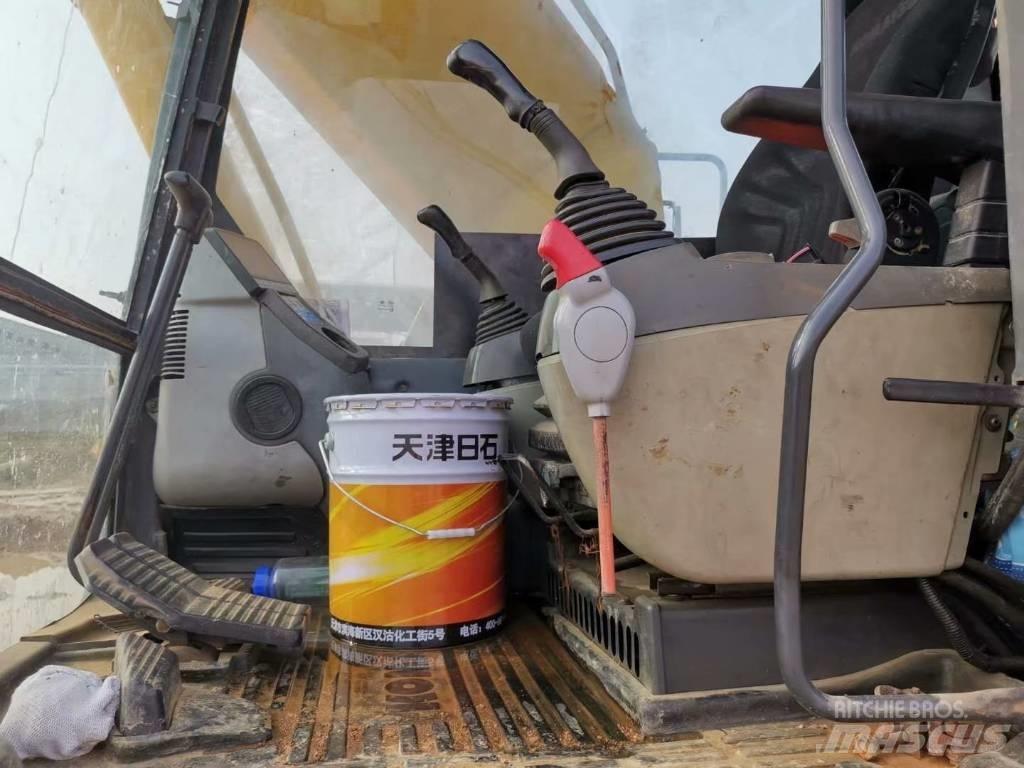 Komatsu PC 220-8 Excavatoare pe șenile
