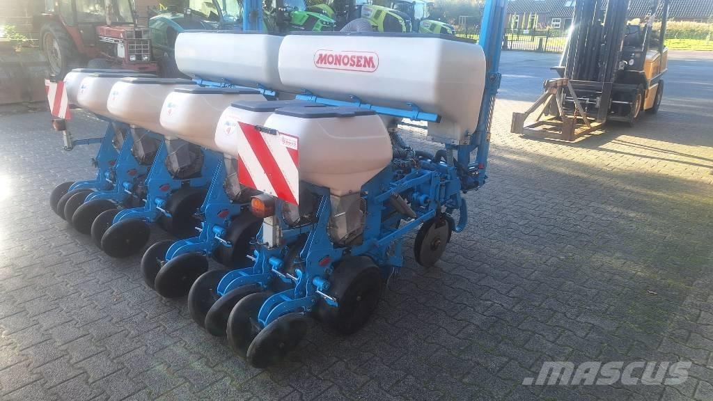 Monosem NG PLUS 6 Masini cu insamantare precisa