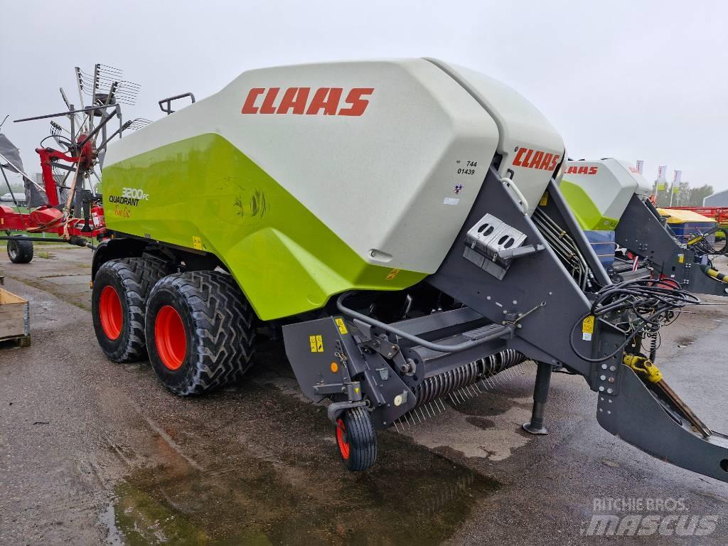 CLAAS Qvadrant 3200 Baler dreptunghiular
