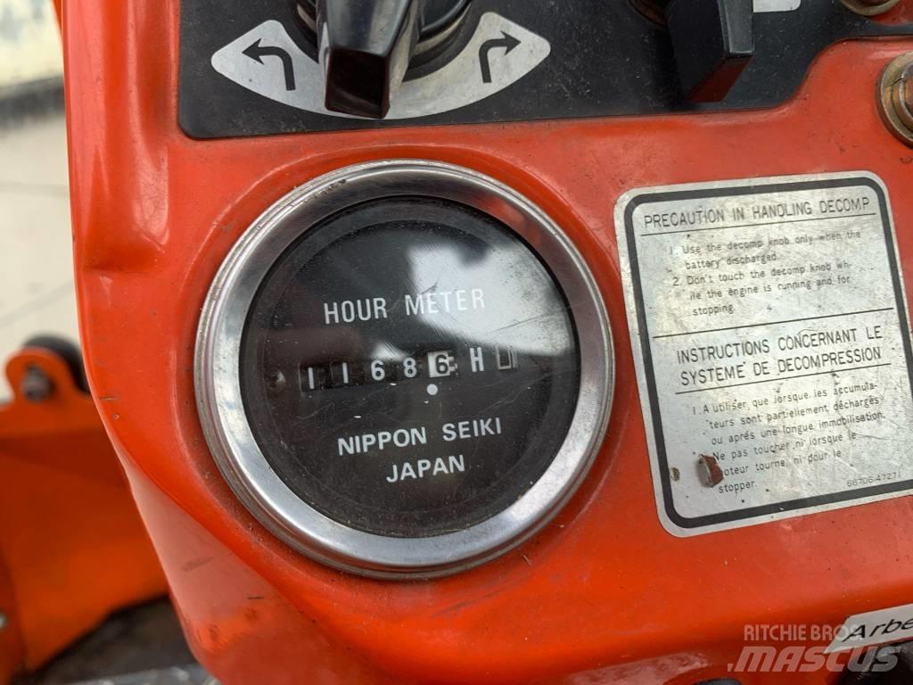 Kubota B 4200 Tractoare