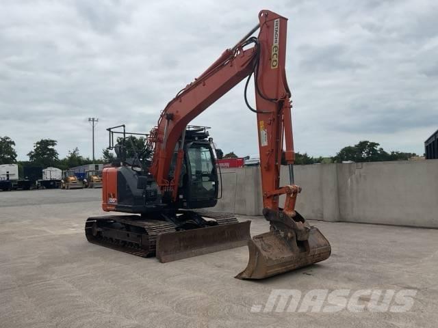 Hitachi ZX 135 US-6 Excavatoare pe șenile
