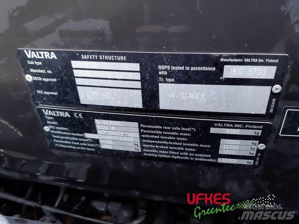 Valtra N134 Tractoare