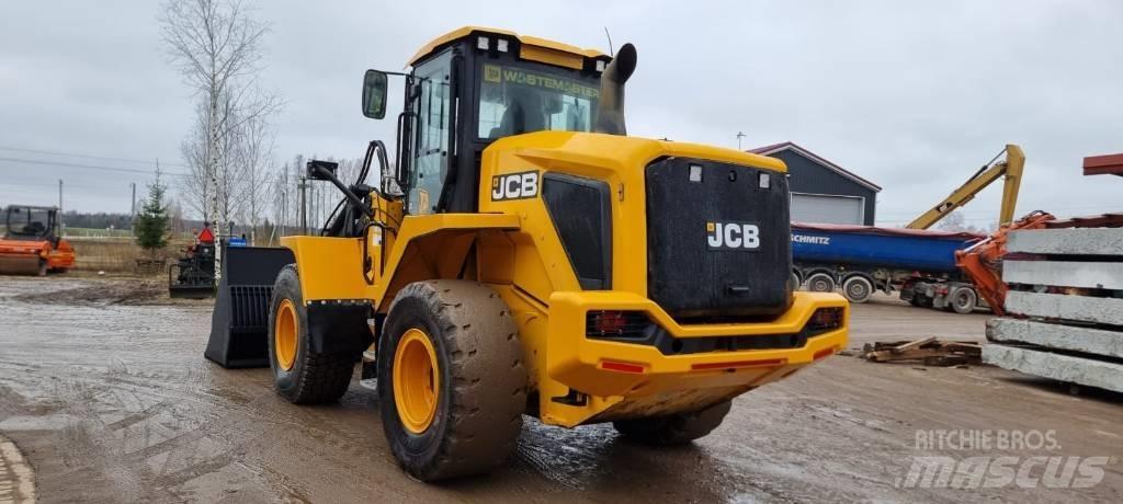 JCB 427 Agri Incarcator pe pneuri