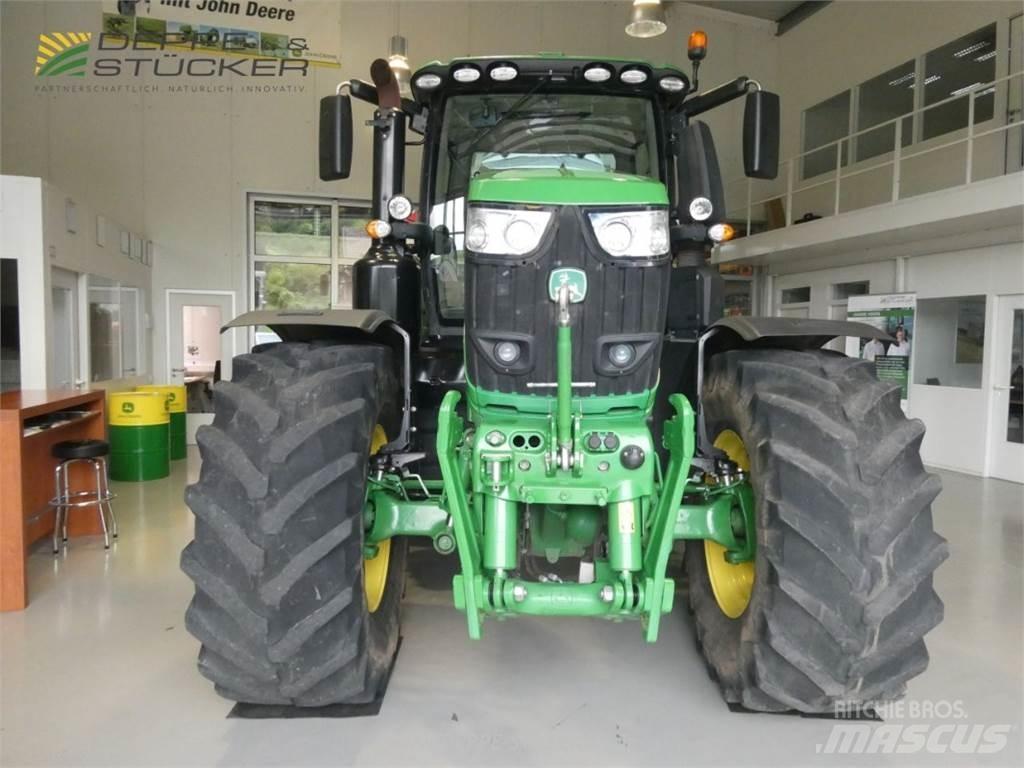 John Deere 6250R Tractoare