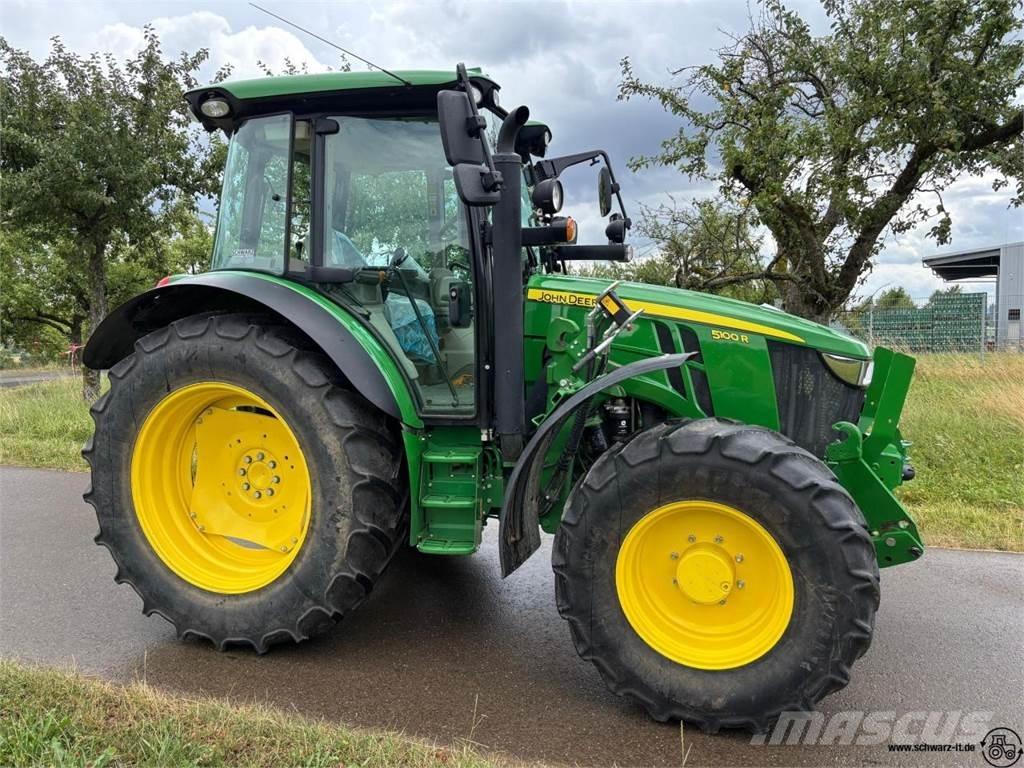 John Deere 5100R Tractoare