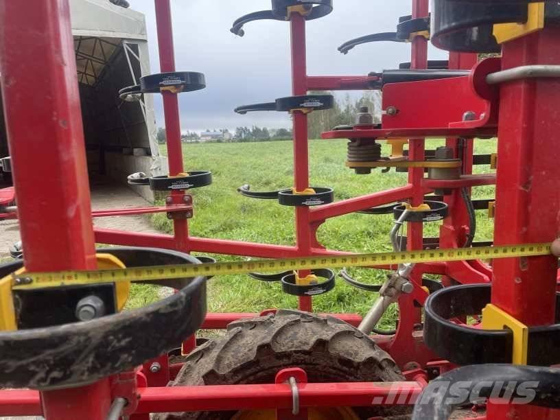 Väderstad NZM 600 Cultivatoare