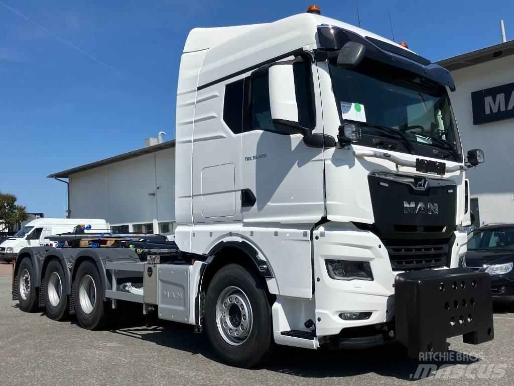 MAN TGX 35.520 Camion cu carlig de ridicare