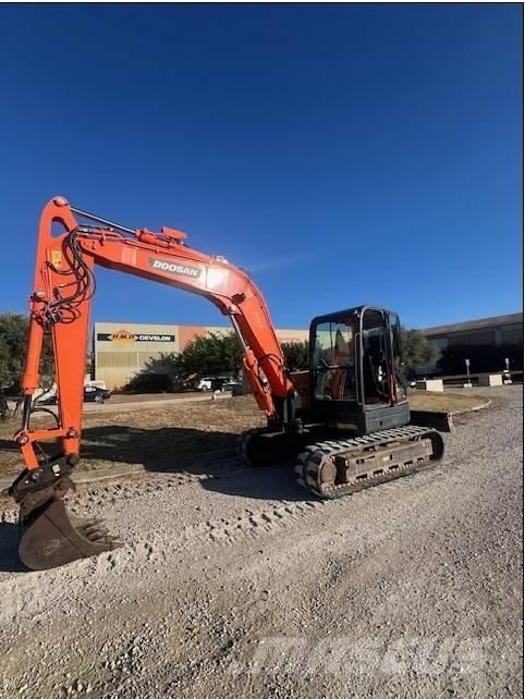 Doosan DX 85 R-3 Excavatoare 7t - 12t