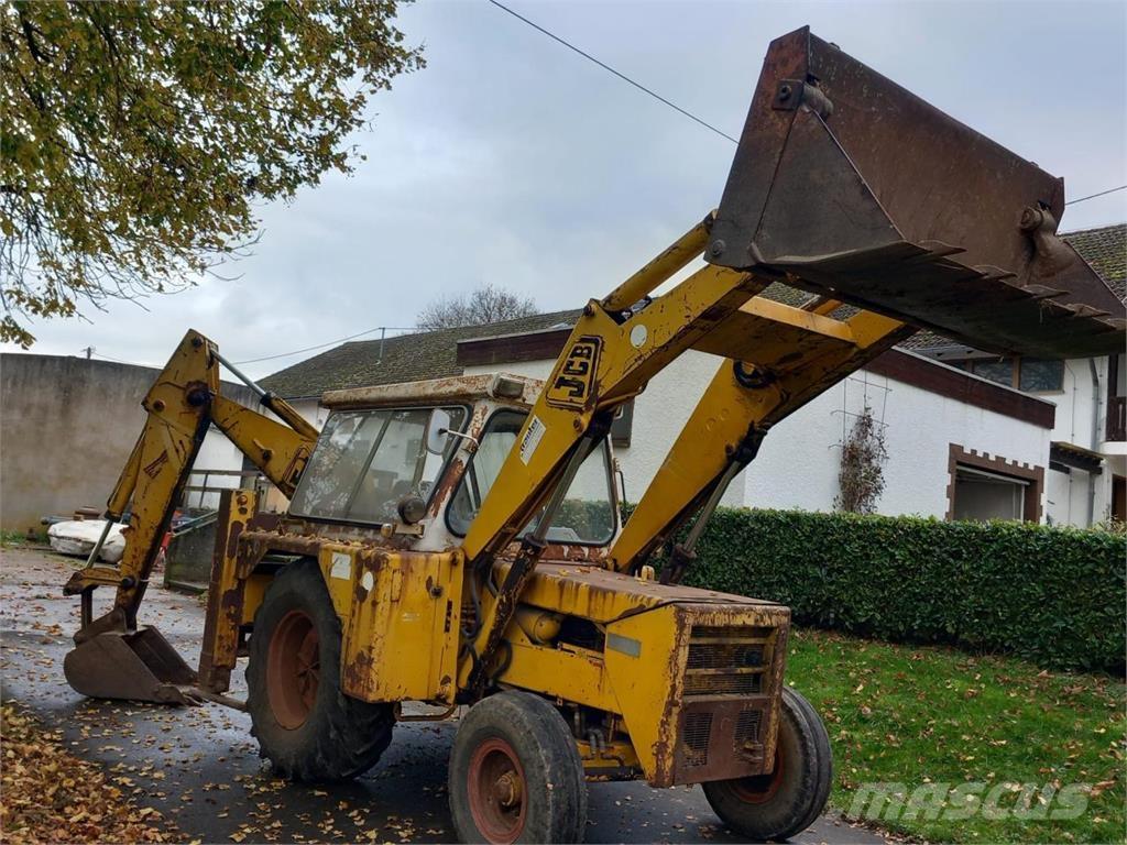 JCB 3d 2 Excavatoare 7t - 12t