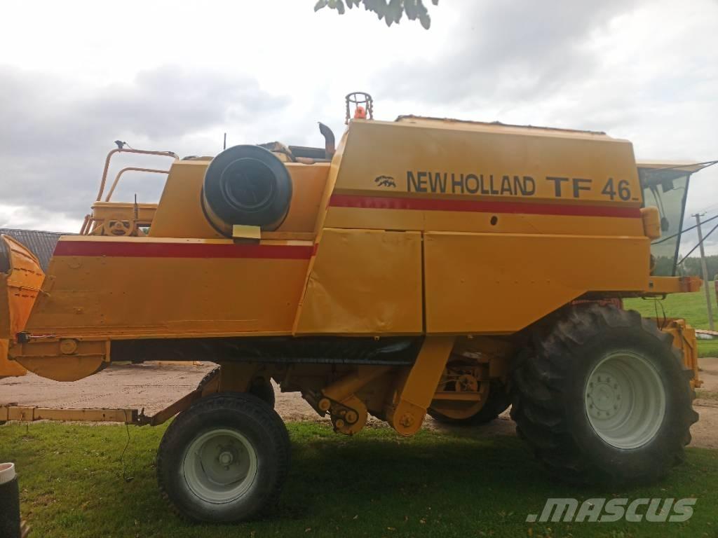 New Holland TF 46 Combine de secerat