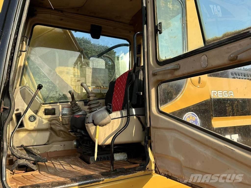 CAT 320 B Excavatoare pe șenile
