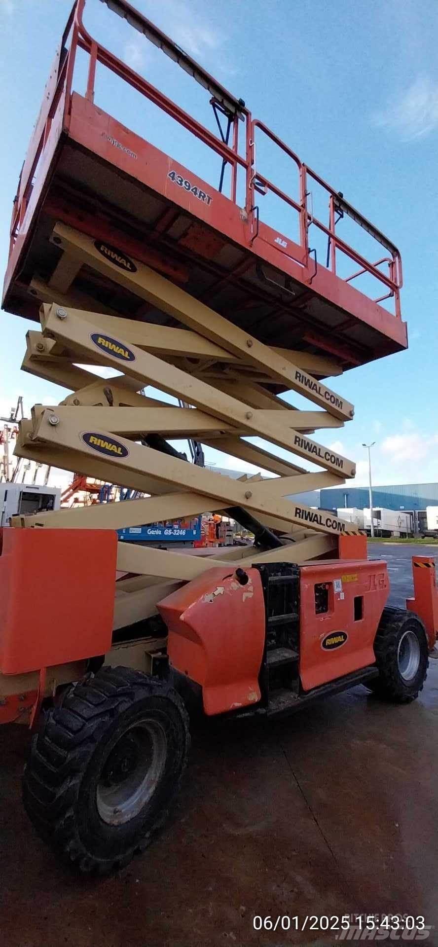 JLG 4394RT Platforme foarfeca