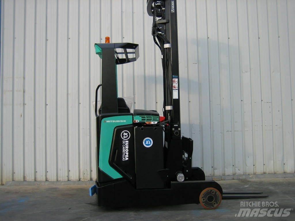 Mitsubishi RB14N2S Stivuitor cu catarg retractabil