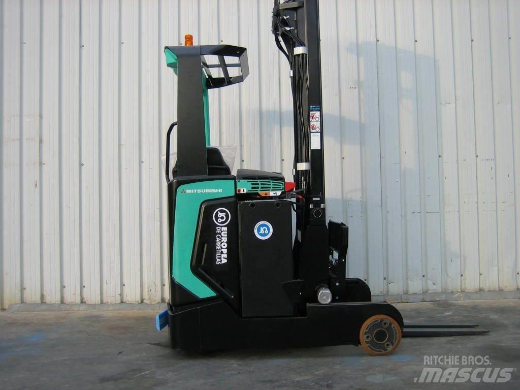 Mitsubishi RB14N2S Stivuitor cu catarg retractabil