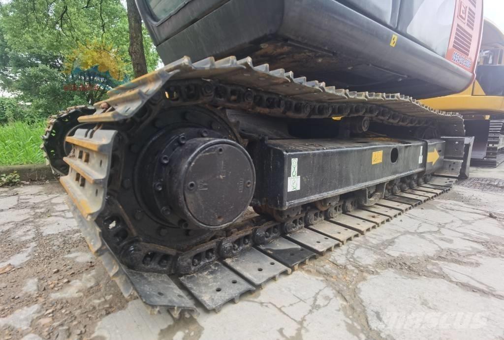 Hitachi ZX 70 Excavatoare 7t - 12t