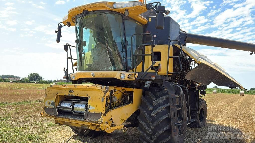 New Holland CR 960 Combine de secerat
