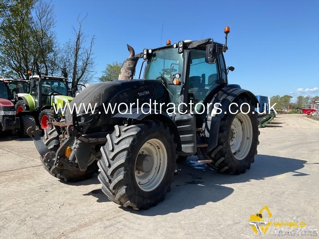 Valtra T 234 Tractoare