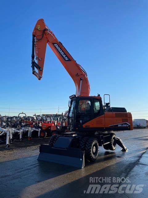 Doosan DX210W-7 Excavatoare cu roti