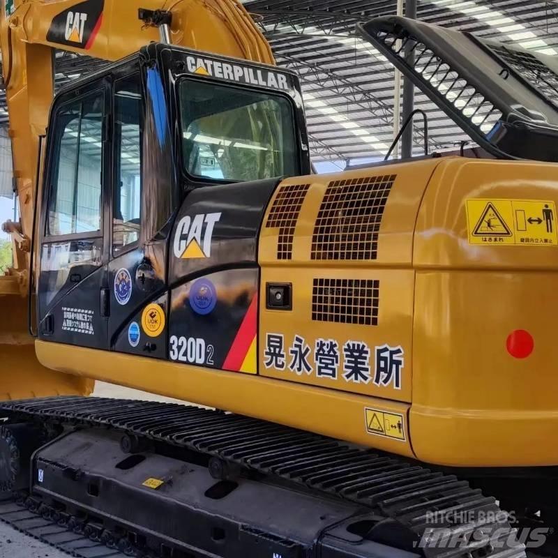 CAT 320D Excavatoare pe șenile
