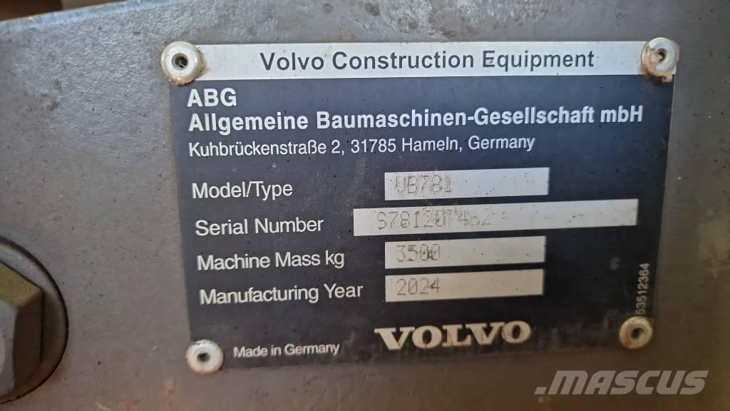 Volvo P 8820 D Altele