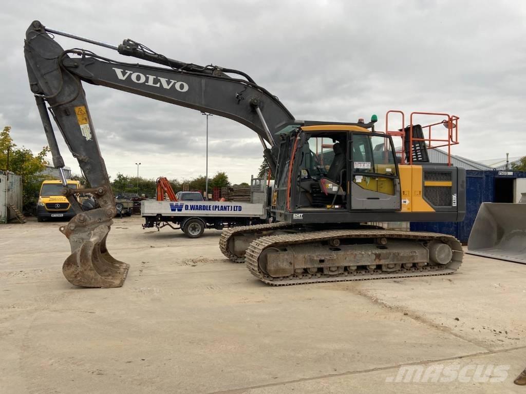 Volvo EC220El Excavatoare pe șenile
