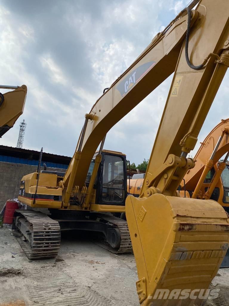 CAT 325 B Excavatoare pe șenile
