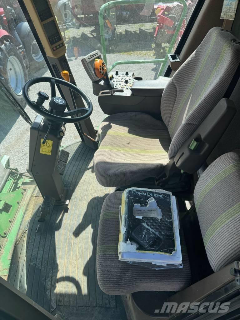 John Deere S 690 Combine de secerat