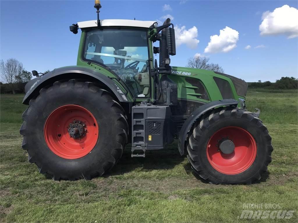Fendt 828 Vario Tractoare