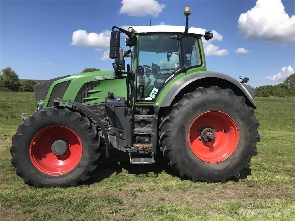 Fendt 828 Vario Tractoare
