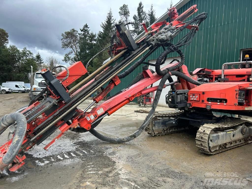 Sandvik DX 800R Echipamente de forare la suprafata