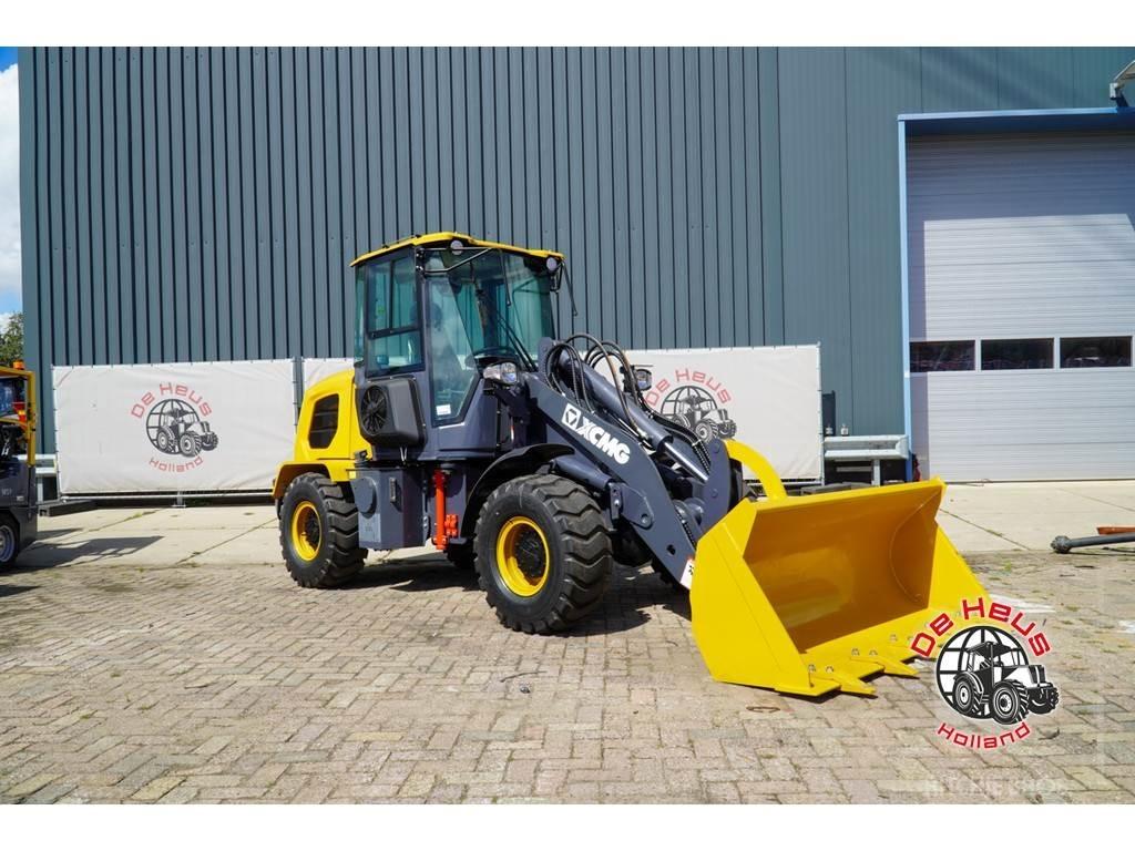 XCMG XC916E Incarcator pe pneuri