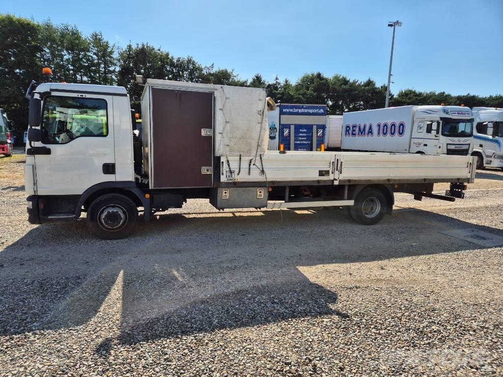 MAN TGL 12.250 Camioane platforma/prelata