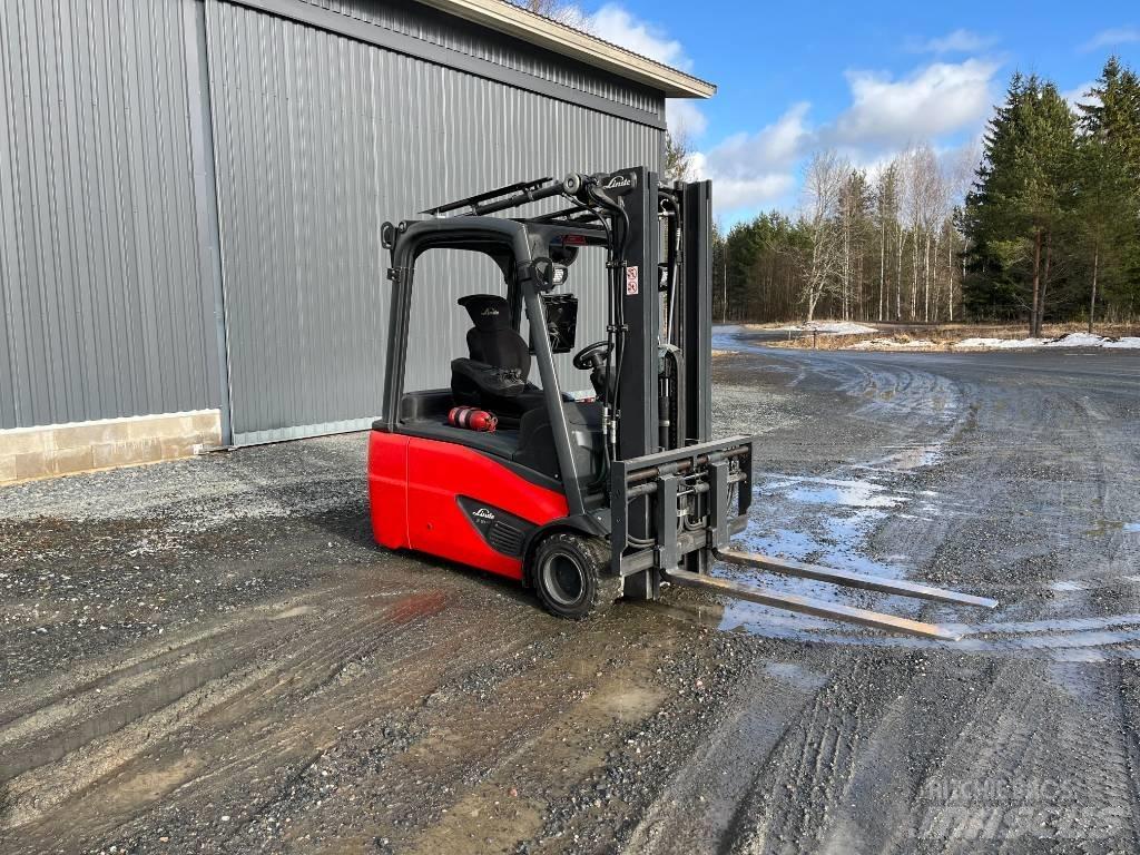Linde E18L-02 Stivuitor electric