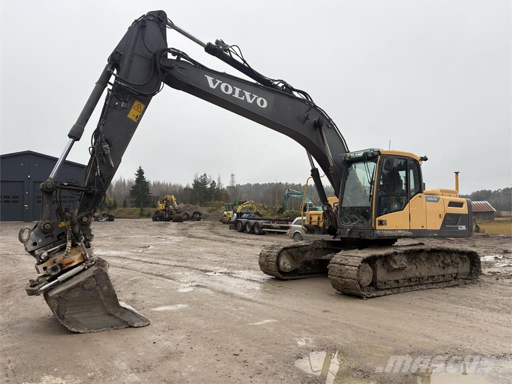 Volvo EC220DL Excavatoare pe șenile
