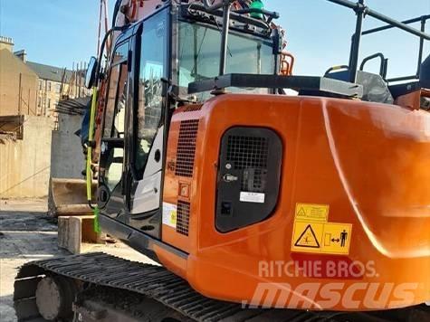 Hitachi ZX 135 US-6 Excavatoare pe șenile

