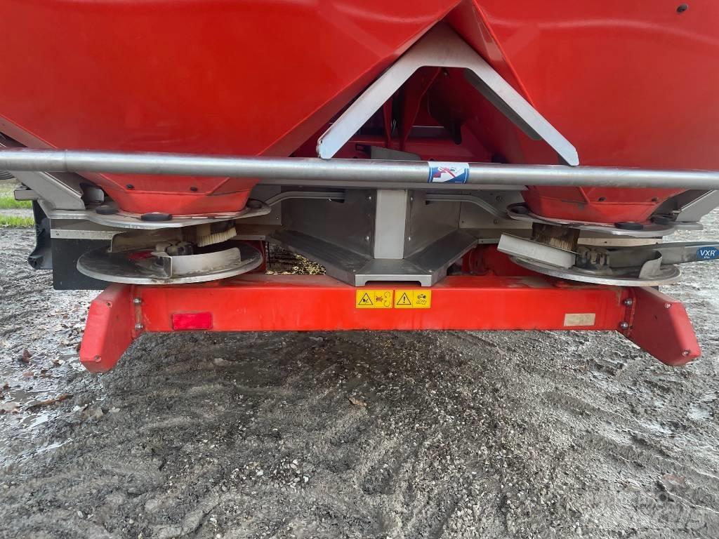 Kuhn Axis 40.1 Împrastierea mineralelor