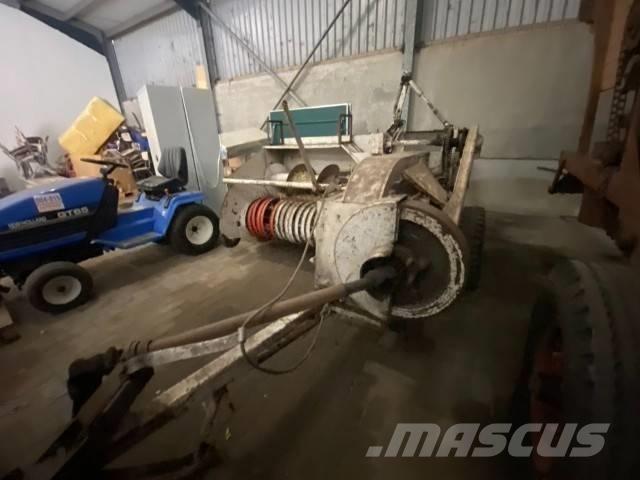 Kola Rivale 2 Baler dreptunghiular