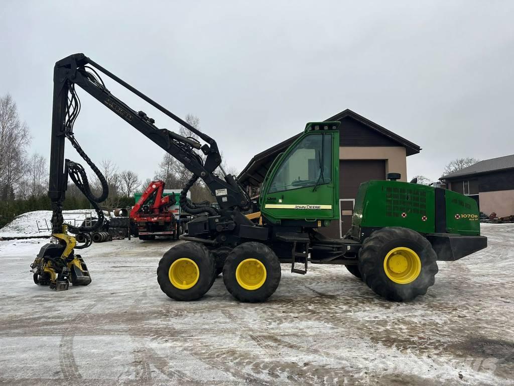 John Deere 1070 D Combine forestiere