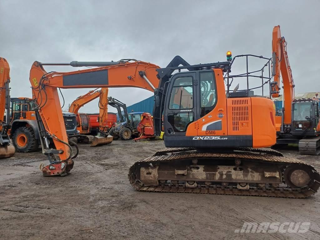 Doosan DX 235 LCR-5 Excavatoare pe șenile
