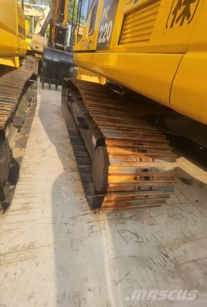 Komatsu PC 220-8 Excavatoare pe șenile
